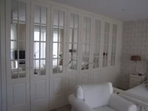 armario puertas abatibles con espejos